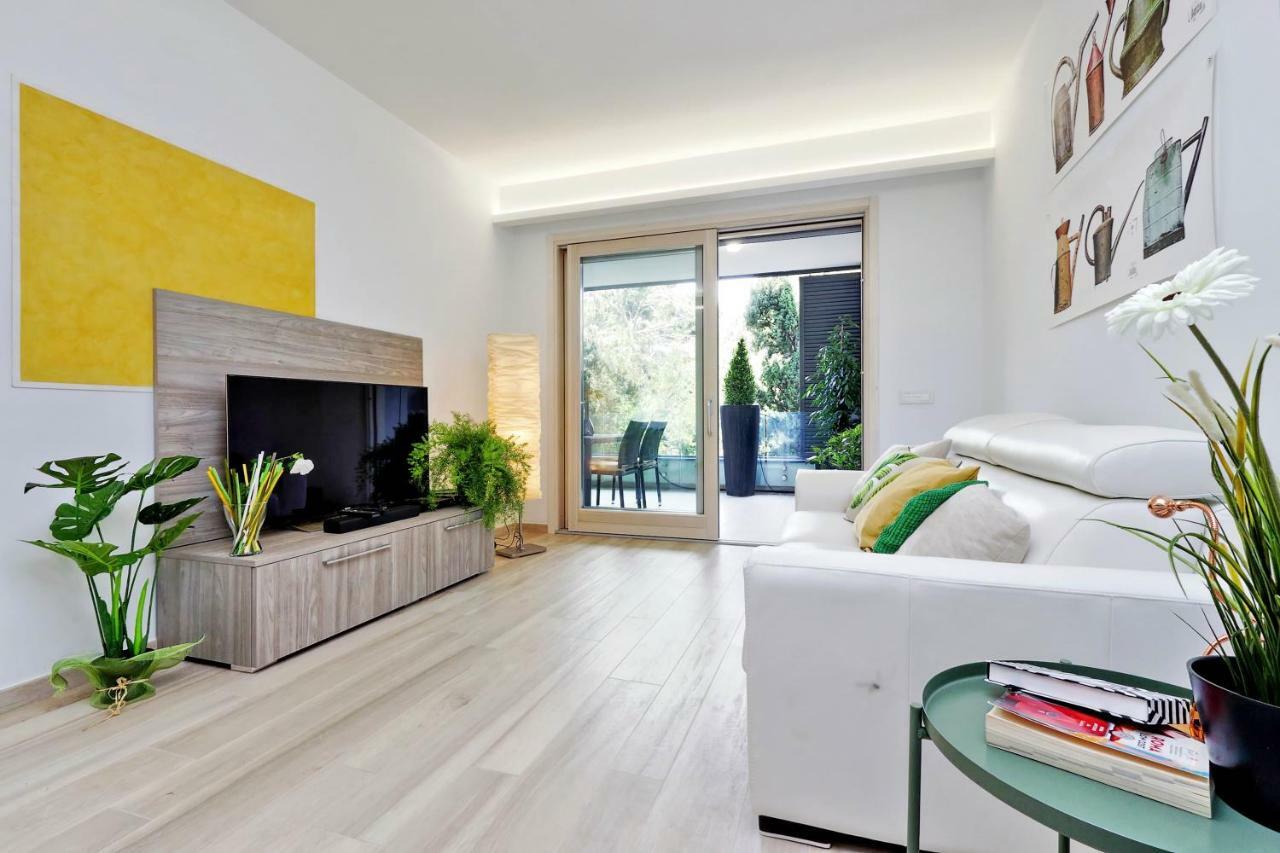 Green Terraced Apartment. 3 Stops From Colosseum Ngoại thất bức ảnh